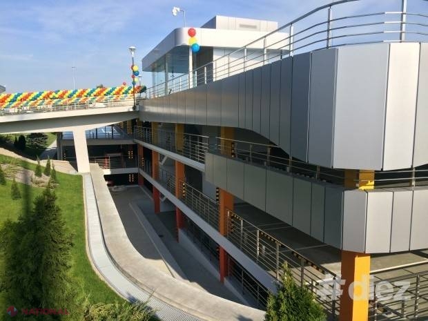 Parcarea multietajată de la Aeroportul Chișinău a fost DESCHISĂ. Serviciile sunt gratuite!