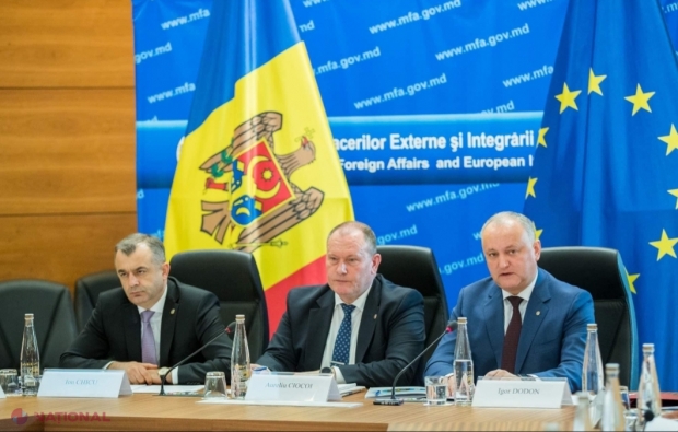 Ciocoi l-a DECONSPIRAT pe Dodon. Premierul interimar optează pentru URGENTAREA alegerilor anticipate, deoarece toţi vor un Parlament CURAT. „Politicienii trag foloase din instituirea stării de urgentă. Cred că 30 de zile erau suficiente...”