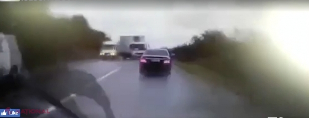 Imagini EXCLUSIVE de la accidentul cu implicarea mașinii lui Igor Dodon: VIDEO înregistrat de camera de bord a automobilului SPPS