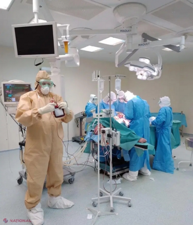 CORONAVIRUS // Medicul din R. Moldova care continuă să salveze vieți la Spitalul Clinic Republican după ce s-a vindecat de COVID-19