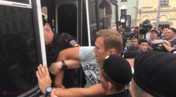 Promotorii „DEMOCRAȚIEI” și „alegerilor libere și corecte” în R. Moldova se răfuiesc cu opoziția. Poliția a arestat la Moscova 57 de manifestanți, printre care și opozantul Navalnîi