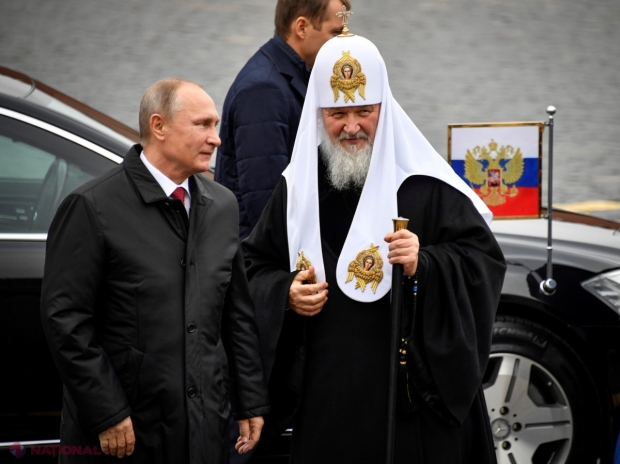 Patriarhul Kiril încearcă să-i oprească pe bărbații care părăsesc Rusia. AlLIATUL lui Putin îi îndeamnă pe cetățeni să meargă la război. „Dacă veți muri pentru țara voastră, veți fi cu Dumnezeu în împărăția sa”