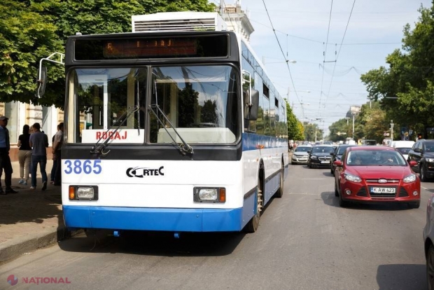 Primăria întreabă chișinăuenii pe ce traseu să meargă troleibuzele cu baterii: Sunt propuse TREI variante