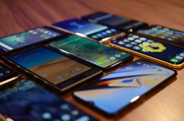 Utilizarea smartphone-urilor va fi interzisă în şcolile din Los Angeles