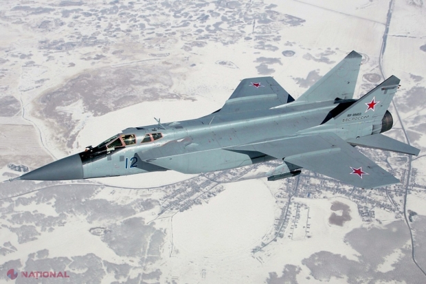 FOTO // Imaginile din satelit arată că Rusia a dus în Belarus interceptoare MiG-31K și rachete Kinzhal. De ce ar fi recurs Moscova la această măsură