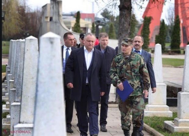 În plină PANDEMIE, guvernarea organizează depuneri de flori la Complexul „Eternitate” pe 9 mai
